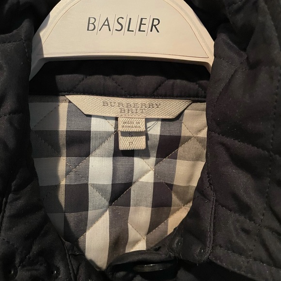 Burberry quilted jacket - Picture 3 of 6